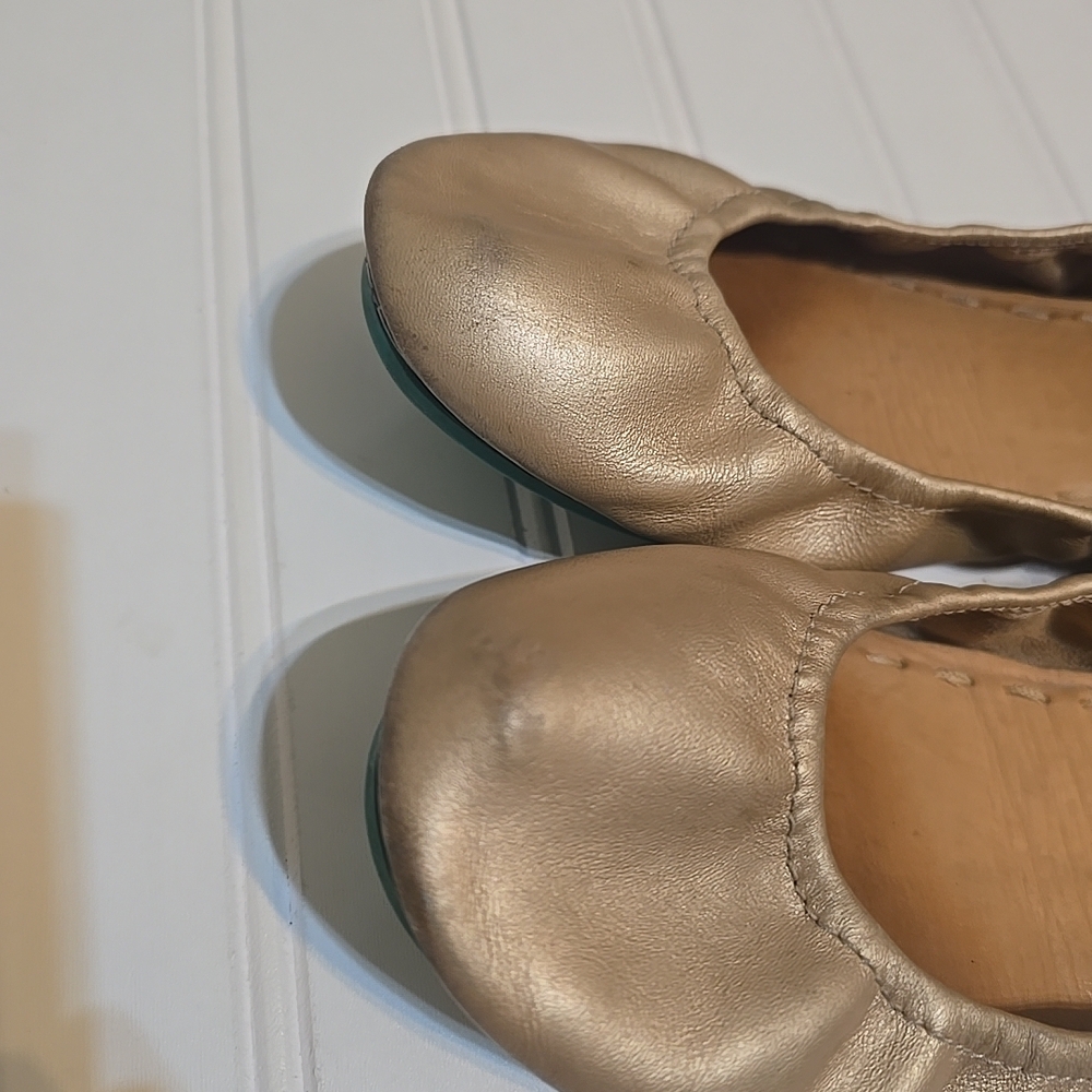 Tiek Gold Mettalic Ballet Flat Shoes - Picture 3 of 9
